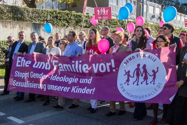 DEMO FÜR ALLE – Reden vom 19. Oktober 2014 in Stuttgart