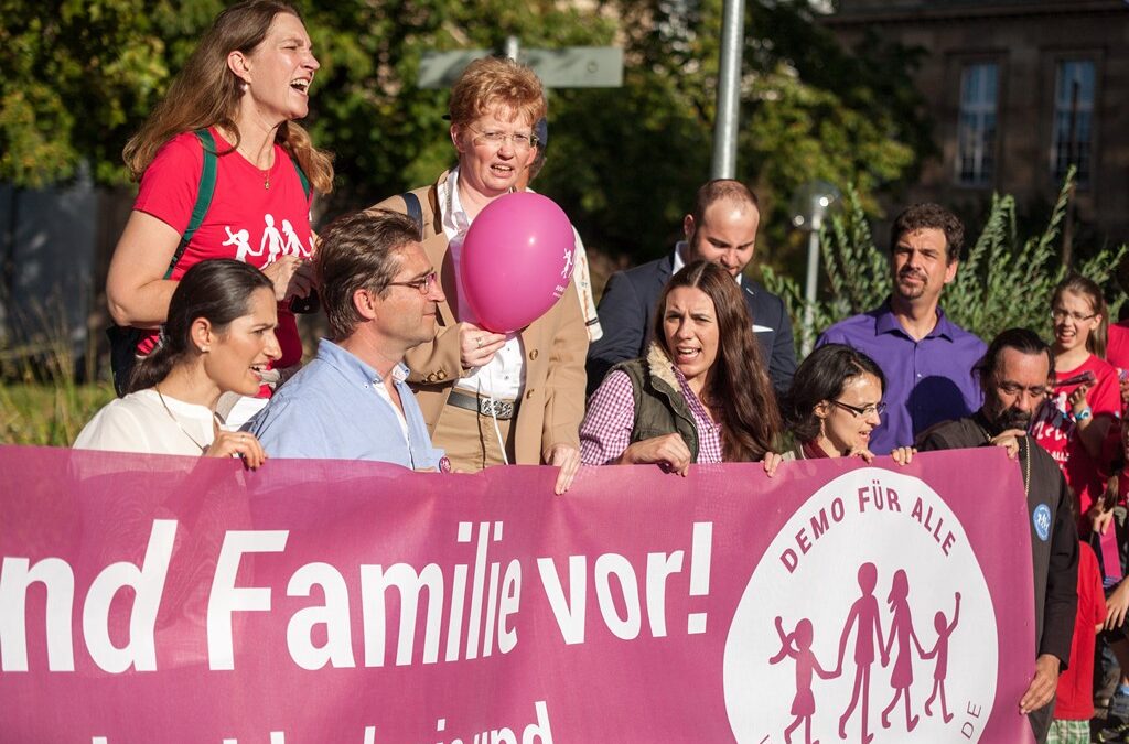 Videos und Fotos der DEMO FÜR ALLE am 19.10.20414 in Stuttgart