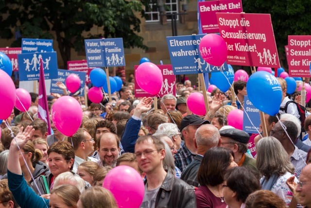 Dringender Protest gegen den neuen Lehrplan zur Sexualerziehung in Hessen! Demo für alle am 30. Okt. in Wiesbaden