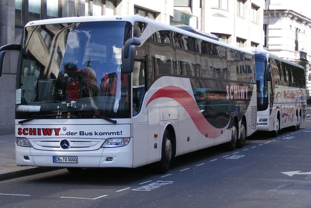 Am 11.10. mit dem Bus direkt zur Demo – Jetzt Busfahrt nach Stuttgart anmelden
