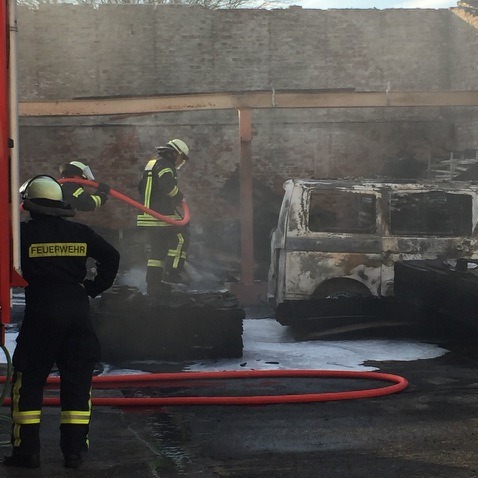 Brandanschlag auf Beverfoerde-Firmengebäude – Geschäftsadresse von DEMO FÜR ALLE